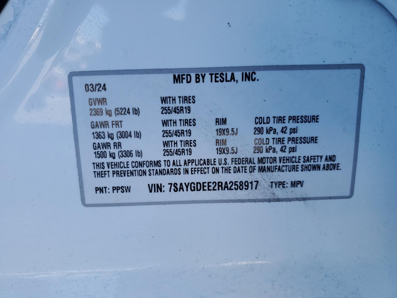 2024 TESLA MODEL Y  VIN:7SAYGDEE2RA258917