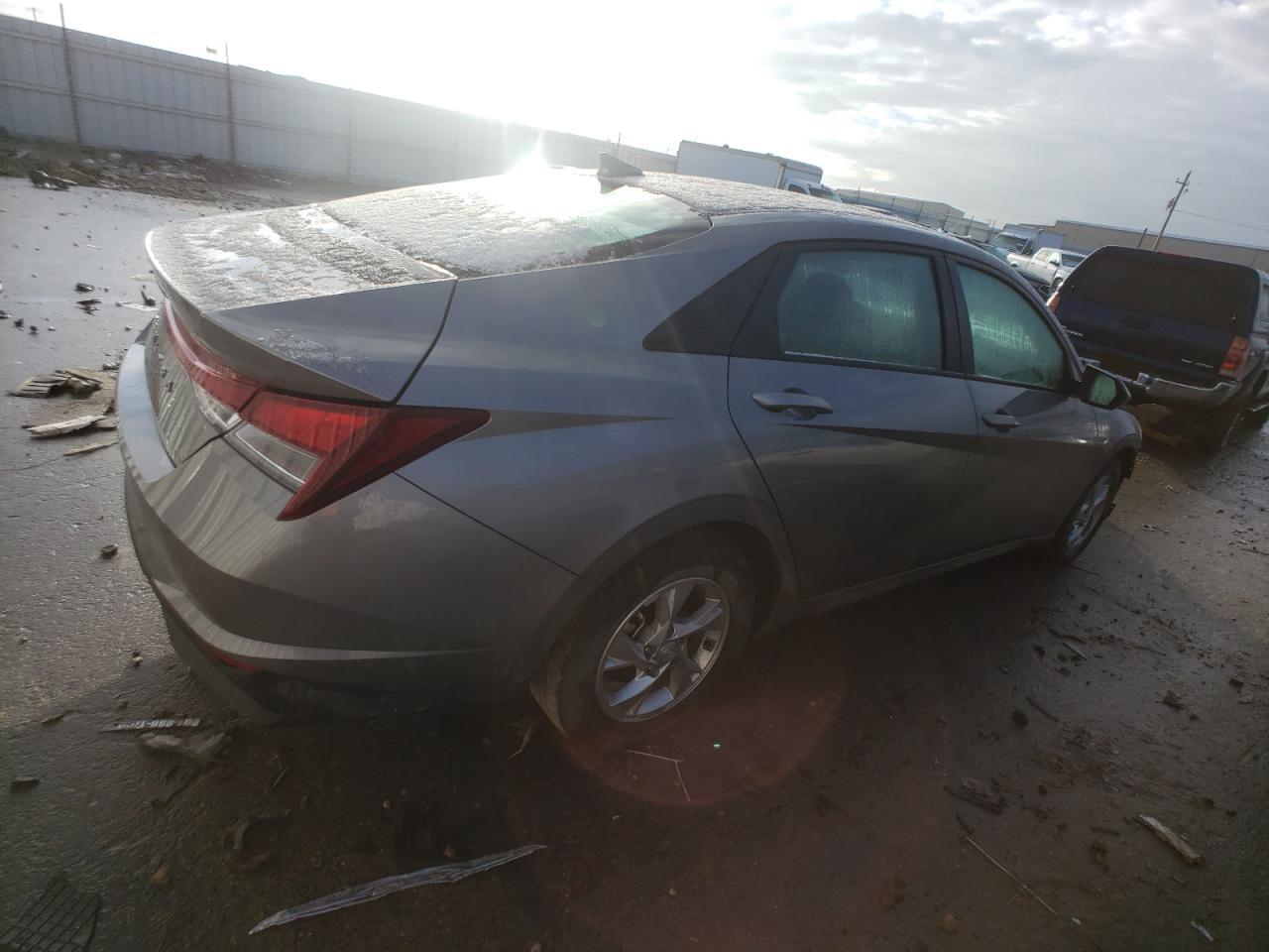 2022 HYUNDAI ELANTRA SE VIN:KMHLL4AG9NU333770