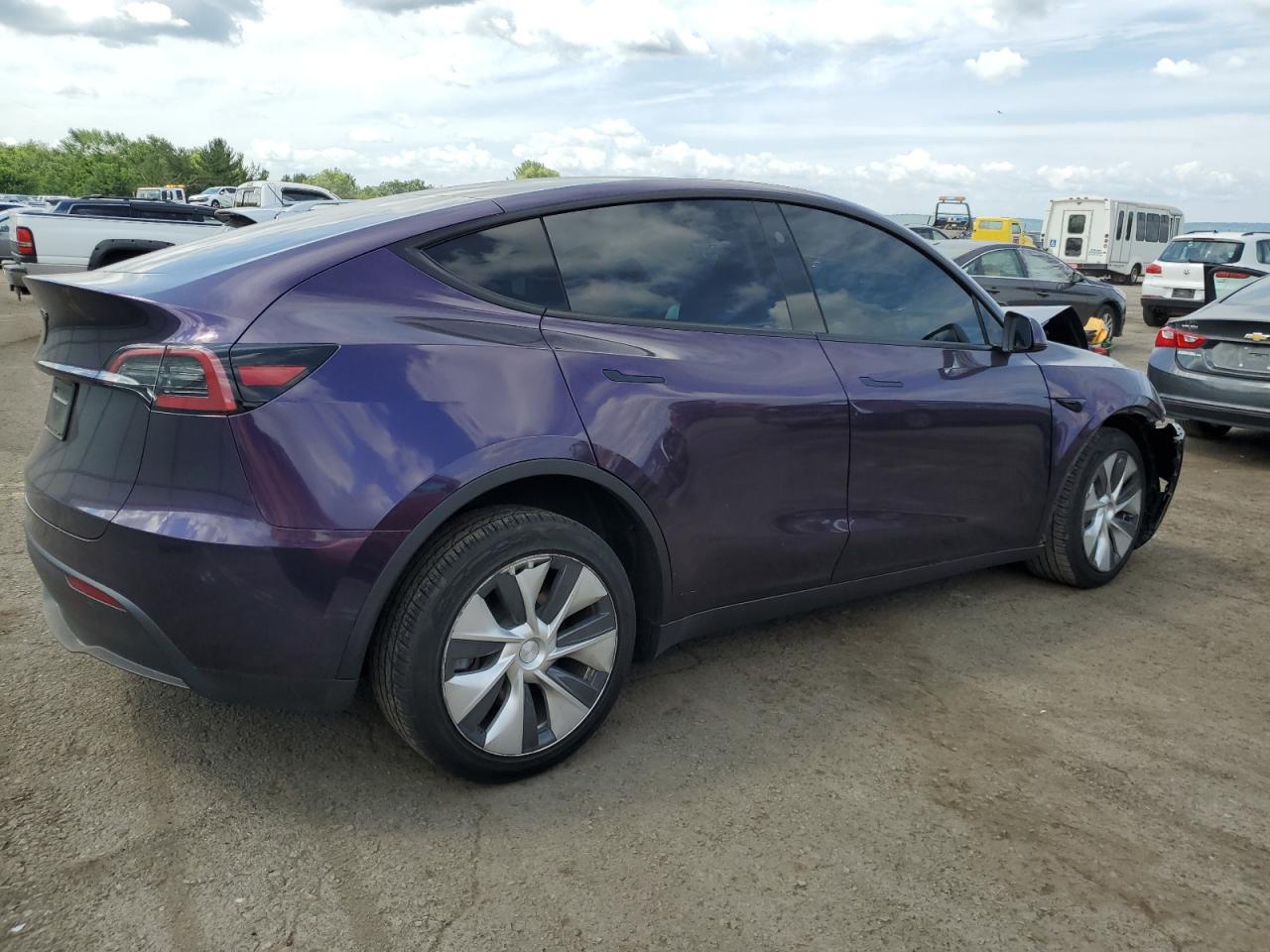 2023 TESLA MODEL Y  VIN:7SAYGDEE2PF880594