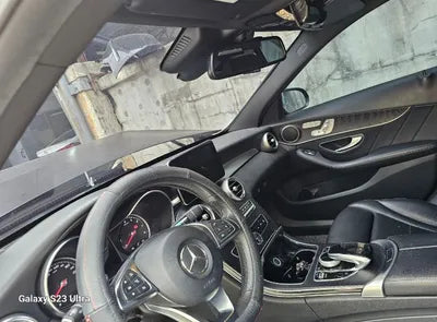 2018 Mercedes-Benz C 200 VIN: