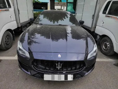 2018 Maserati Ghibli VIN: