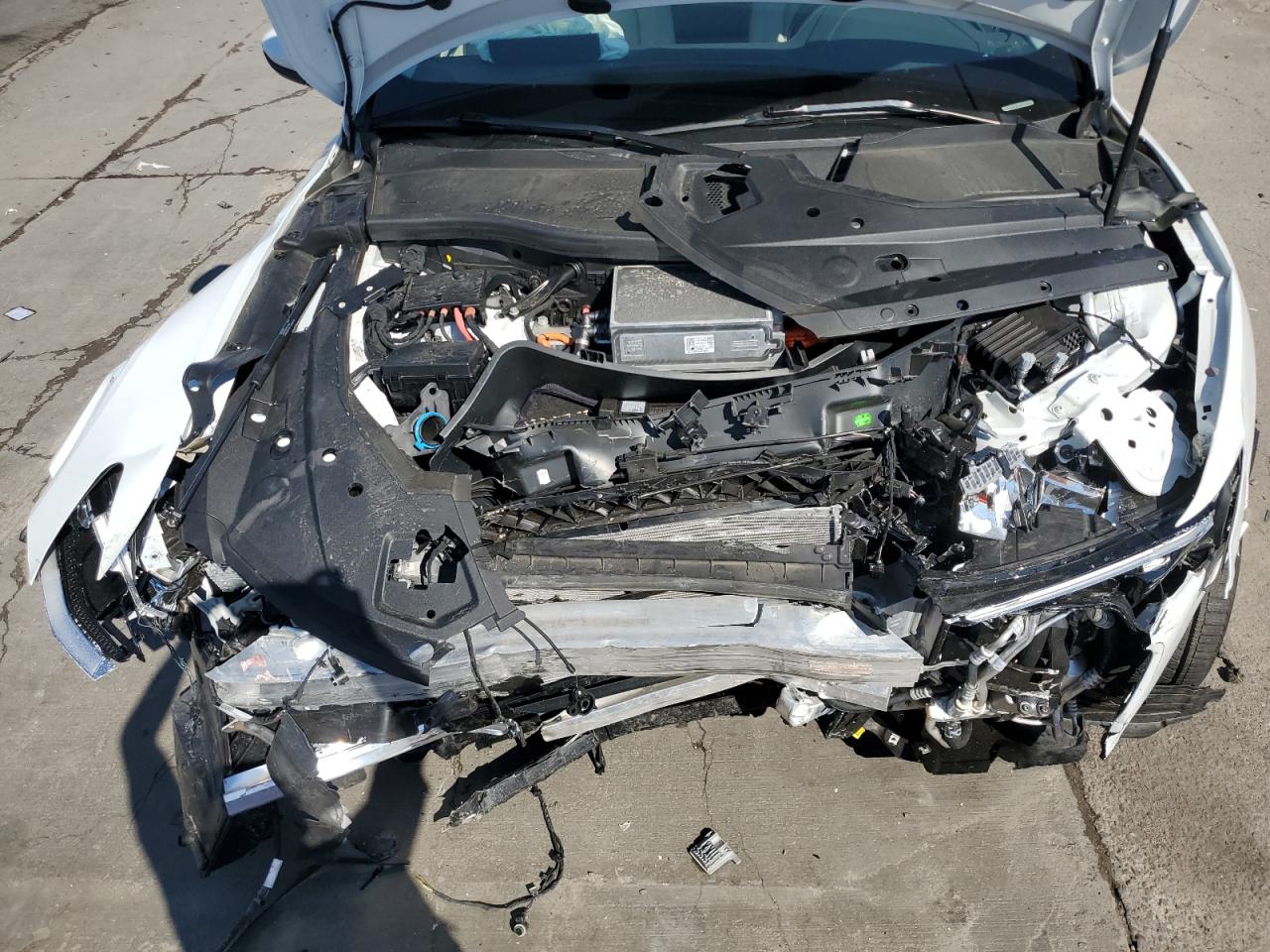 2024 AUDI Q8 E-TRON PREMIUM VIN:WA14AAGE2RB019540