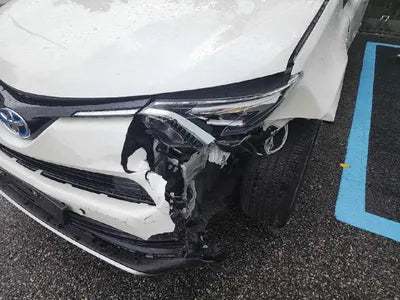 2018 Toyota RAV4 VIN: