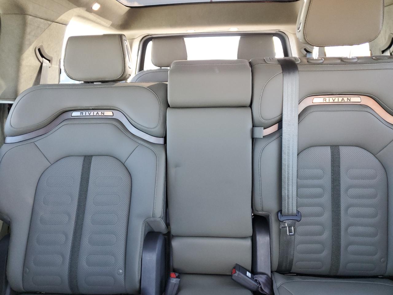 2023 RIVIAN R1S ADVENTURE VIN:7PDSGABA4PN027370