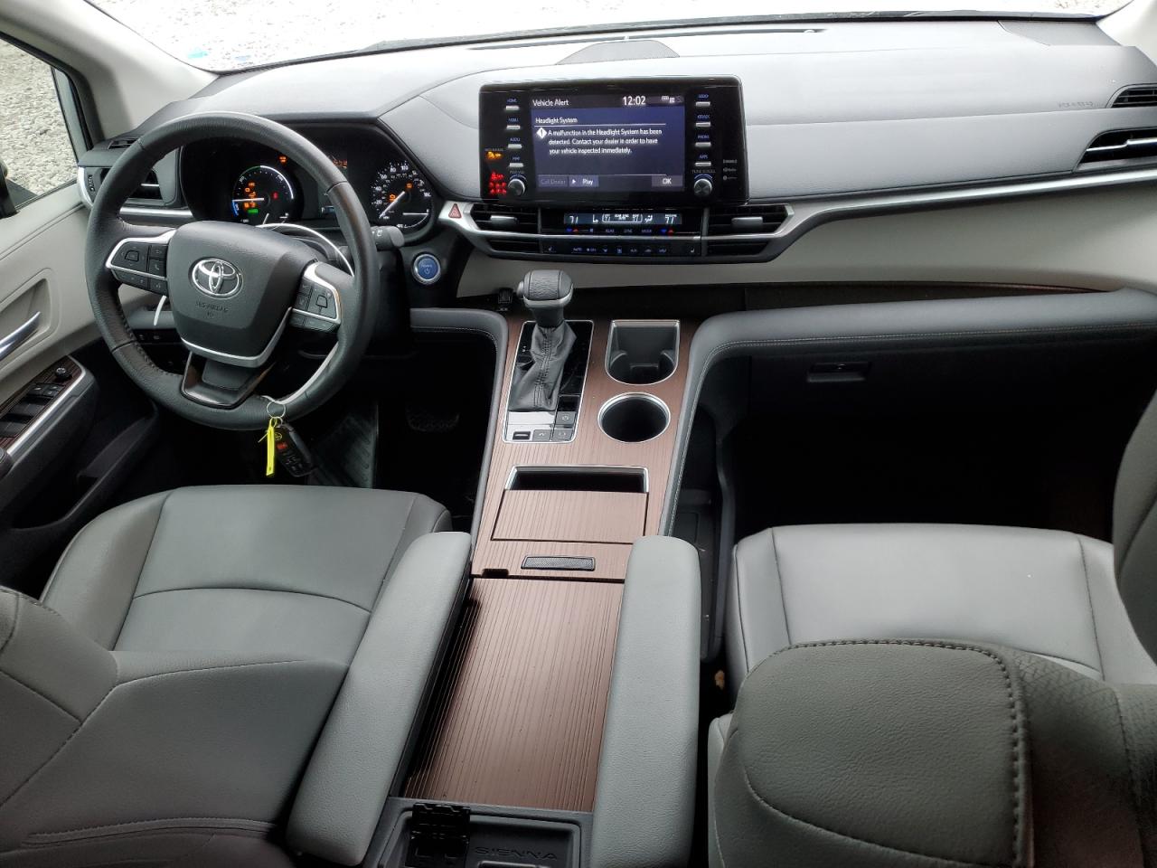 2022 TOYOTA SIENNA XLE VIN:KMHEC4A49EA117675