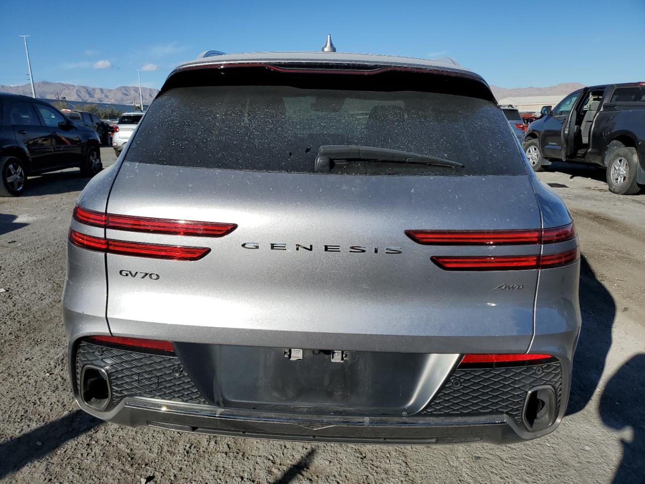 2022 GENESIS GV70 BASE VIN:2C4RC1BG9FR601937