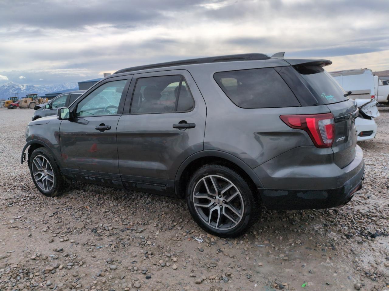 2023 FORD EXPLORER SPORT VIN:1FM5K8GT2HGA27651