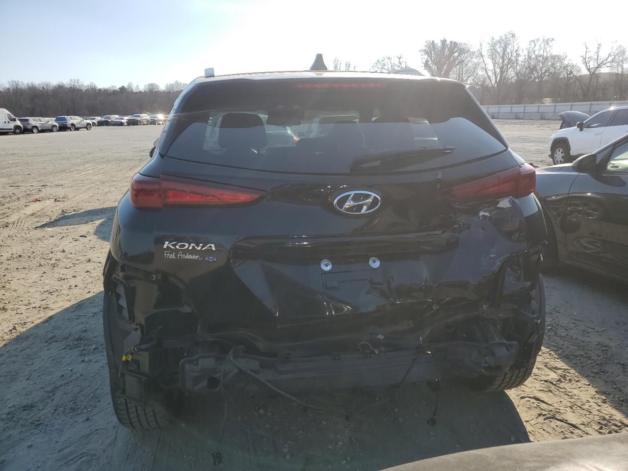 2022 HYUNDAI KONA SEL VIN:KM8K62AB3NU753066