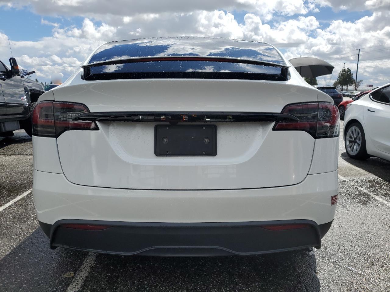 2023 TESLA MODEL X  VIN:7SAXCBE54PF405542