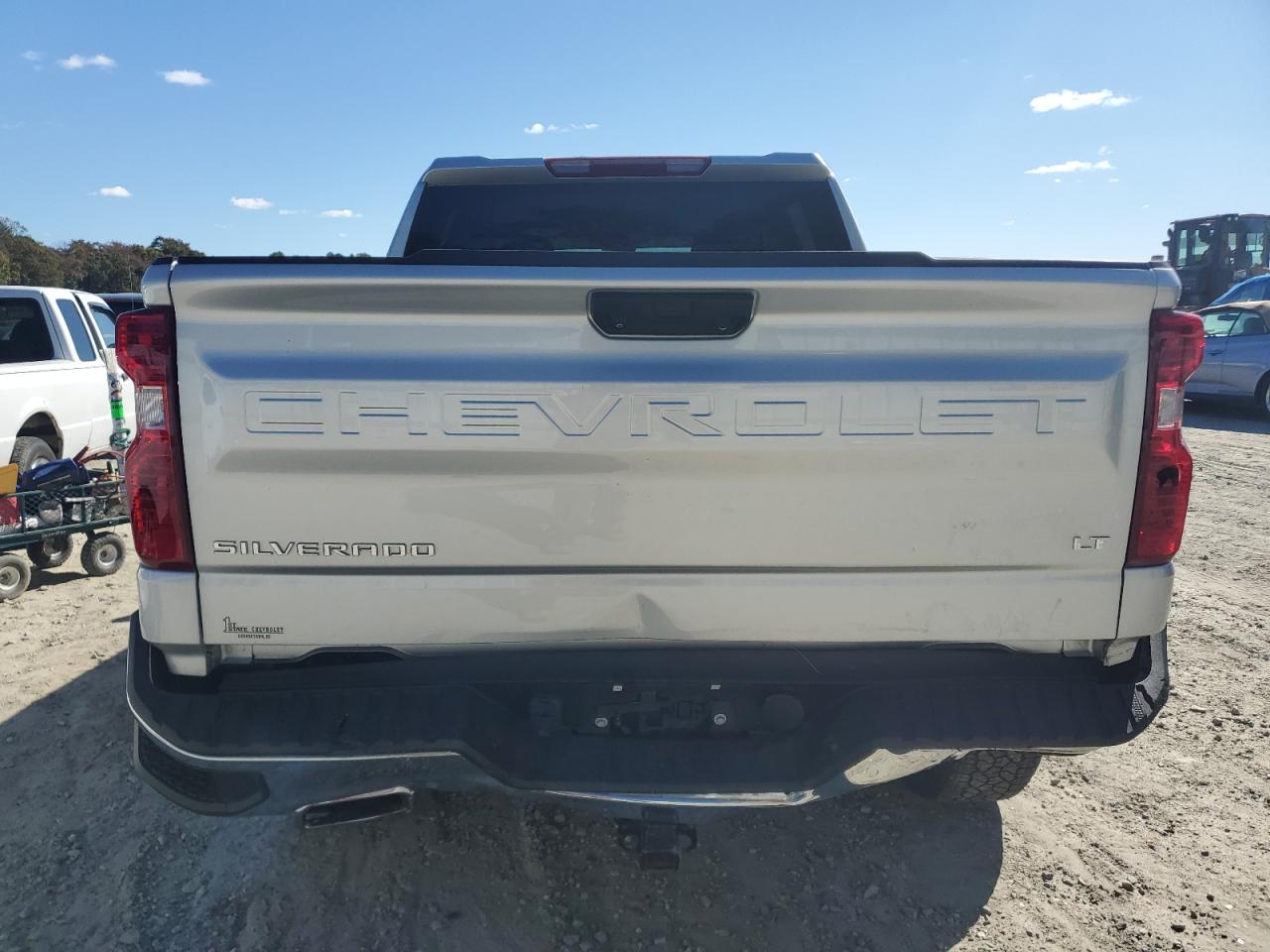 2022 CHEVROLET SILVERADO K1500 LT VIN:1GCUDDEDXNZ563858