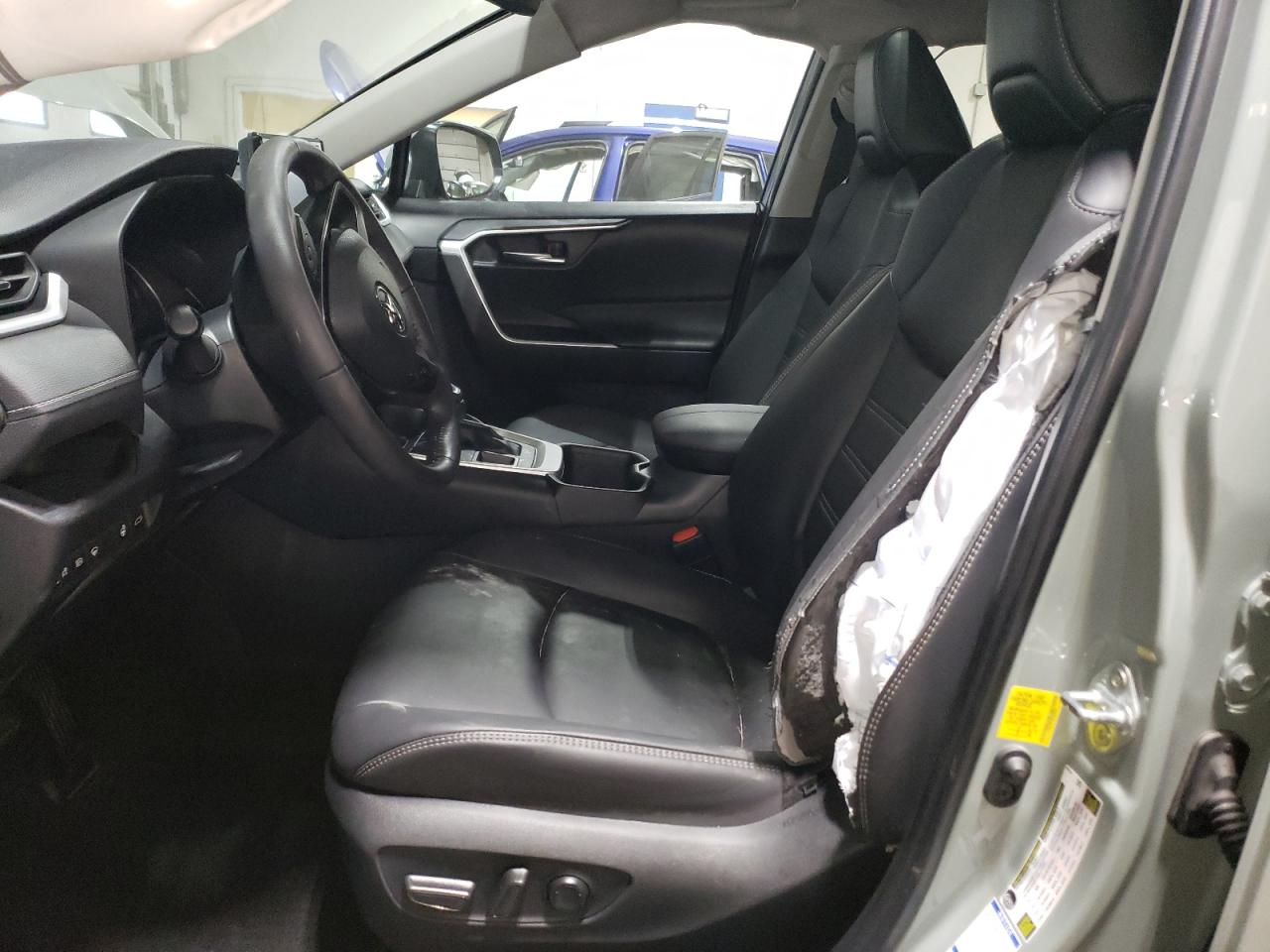 2022 TOYOTA RAV4 XLE PREMIUM VIN:2T3A1RFV3NW325530