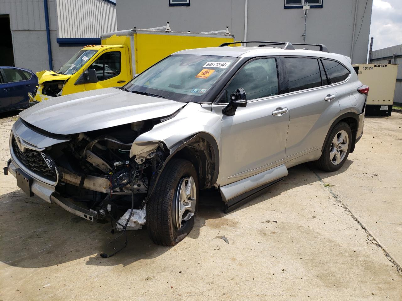 2022 TOYOTA HIGHLANDER L VIN:5TDCZRBHXNS168761