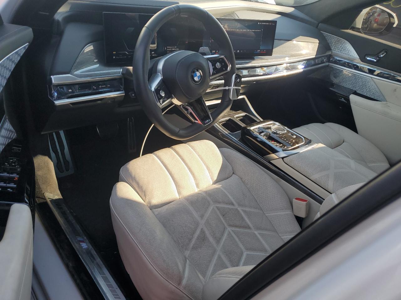 2024 BMW 760 XI VIN:WBA33EJ06RCP19505