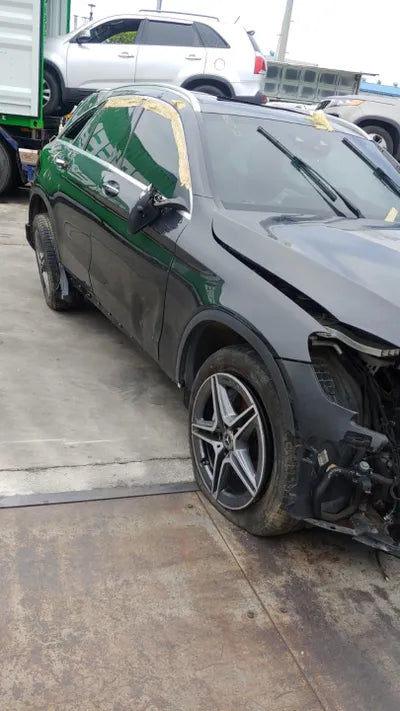 2022 Mercedes-Benz GLC 300 VIN: