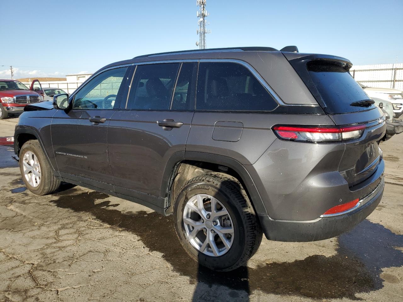 2022 JEEP GRAND CHEROKEE LIMITED VIN:1C4RJGBG4N8636811