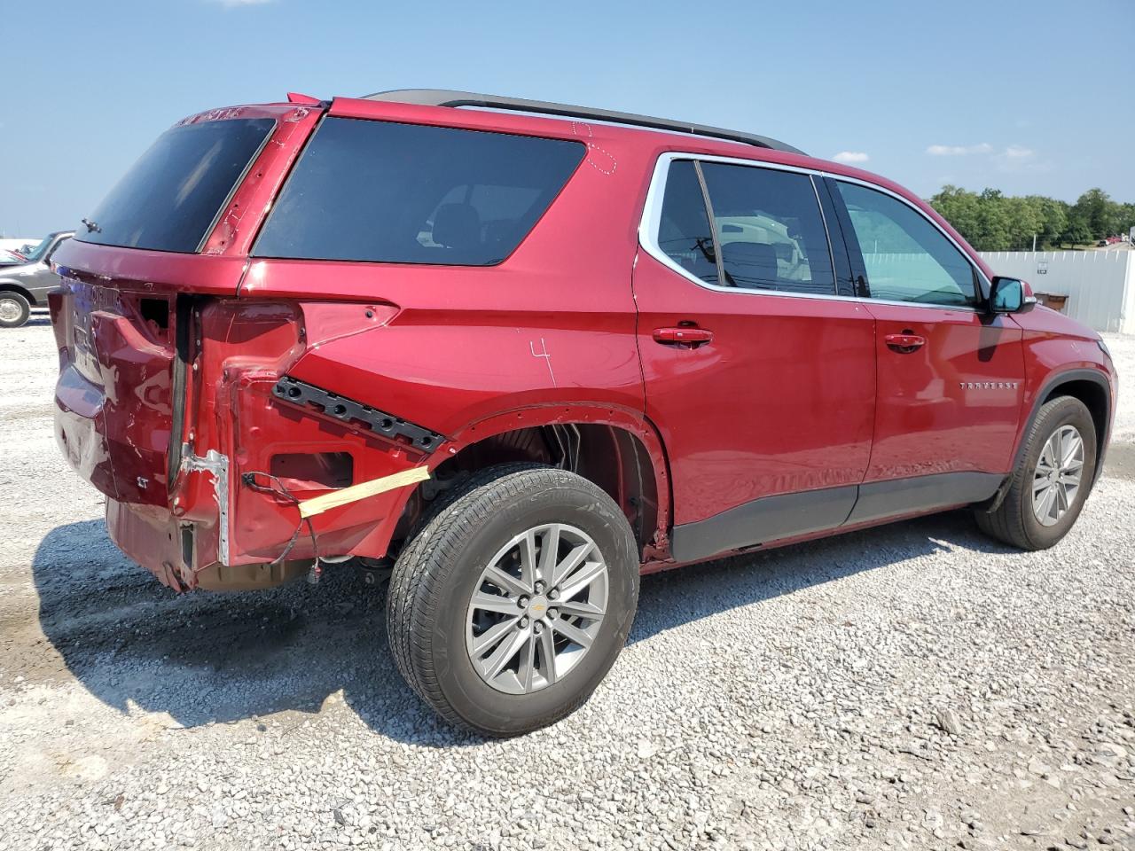 2022 CHEVROLET TRAVERSE LT VIN:1GNEVHKW3NJ128927