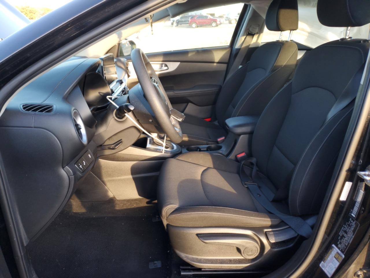 2023 KIA FORTE LX VIN:3KPF24AD5PE686647