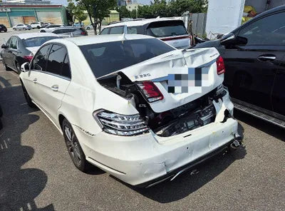 2016 Mercedes-Benz E 220 VIN: