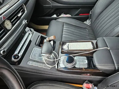 2020 Genesis G90 VIN: