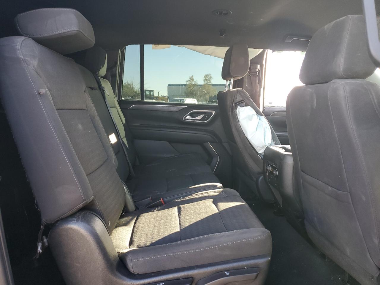 2022 CHEVROLET SUBURBAN C1500 LS VIN:1GNSCBKD0NR333272