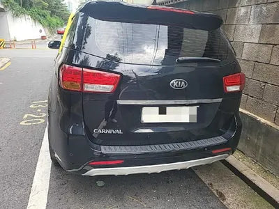 2015 Kia Carnival VIN: