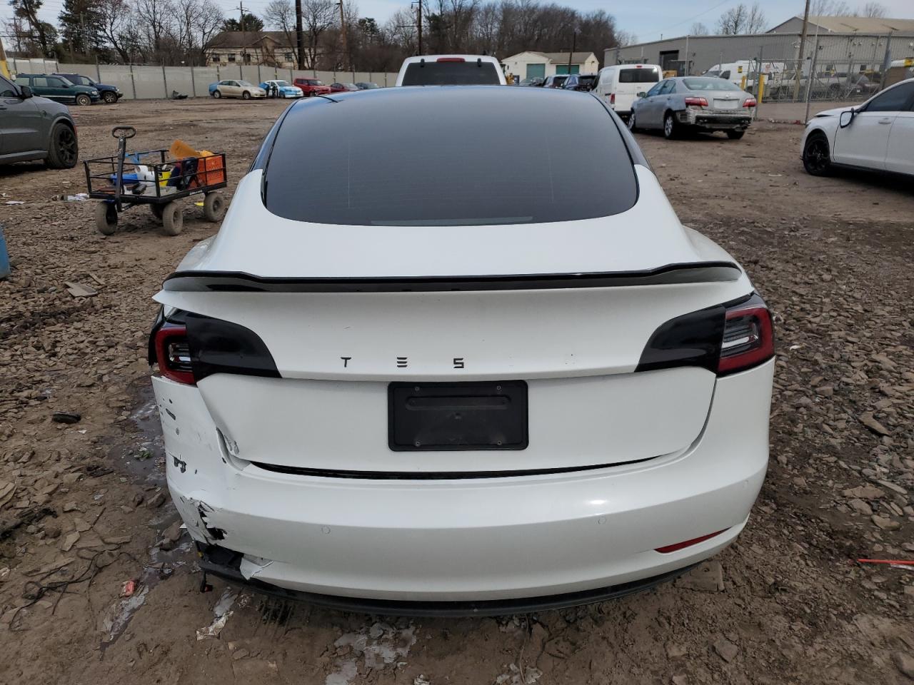 2022 TESLA MODEL 3  VIN:5YJ3E1EB4NF164276