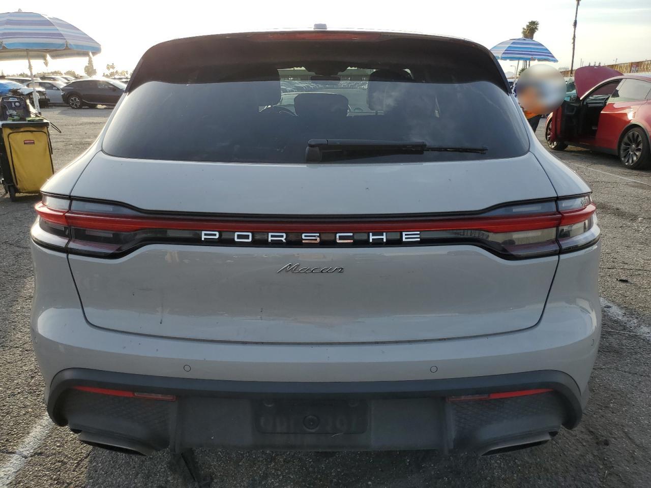 2022 PORSCHE MACAN  VIN:WP1AA2A53NLB09015
