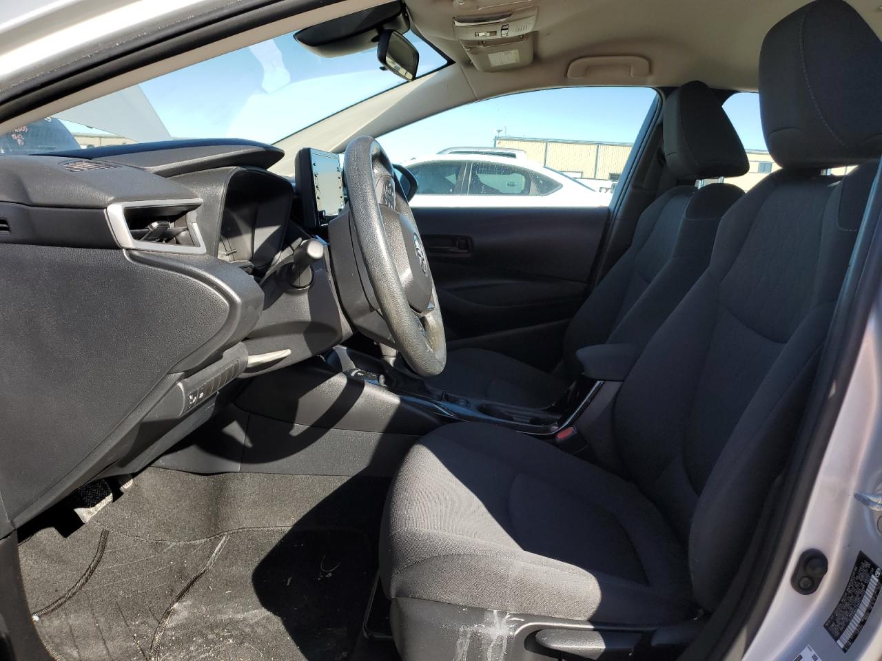 2022 TOYOTA COROLLA LE VIN:5YFEPMAE0NP271740