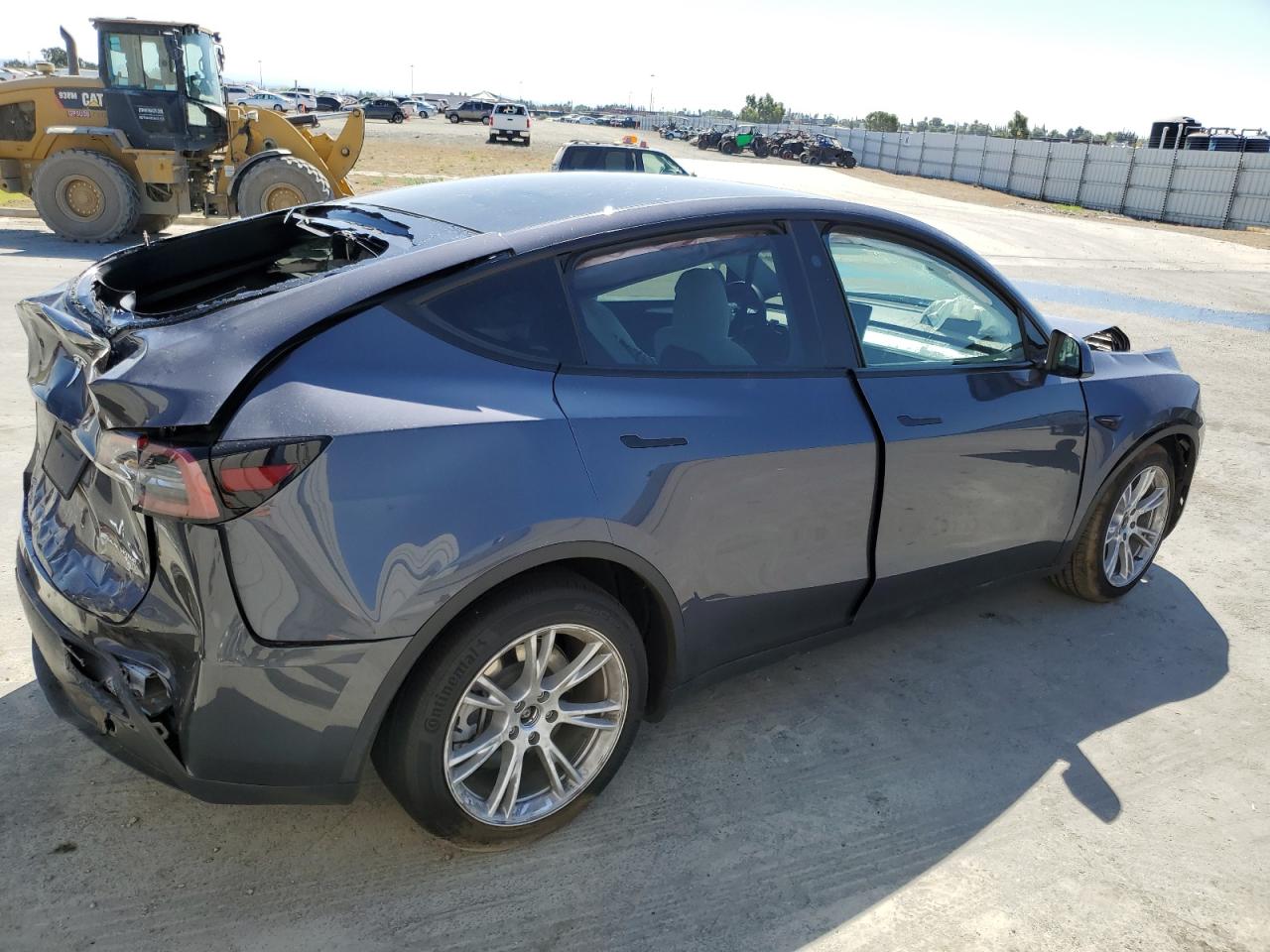 2023 TESLA MODEL Y  VIN:7SAYGDEE9PF883928