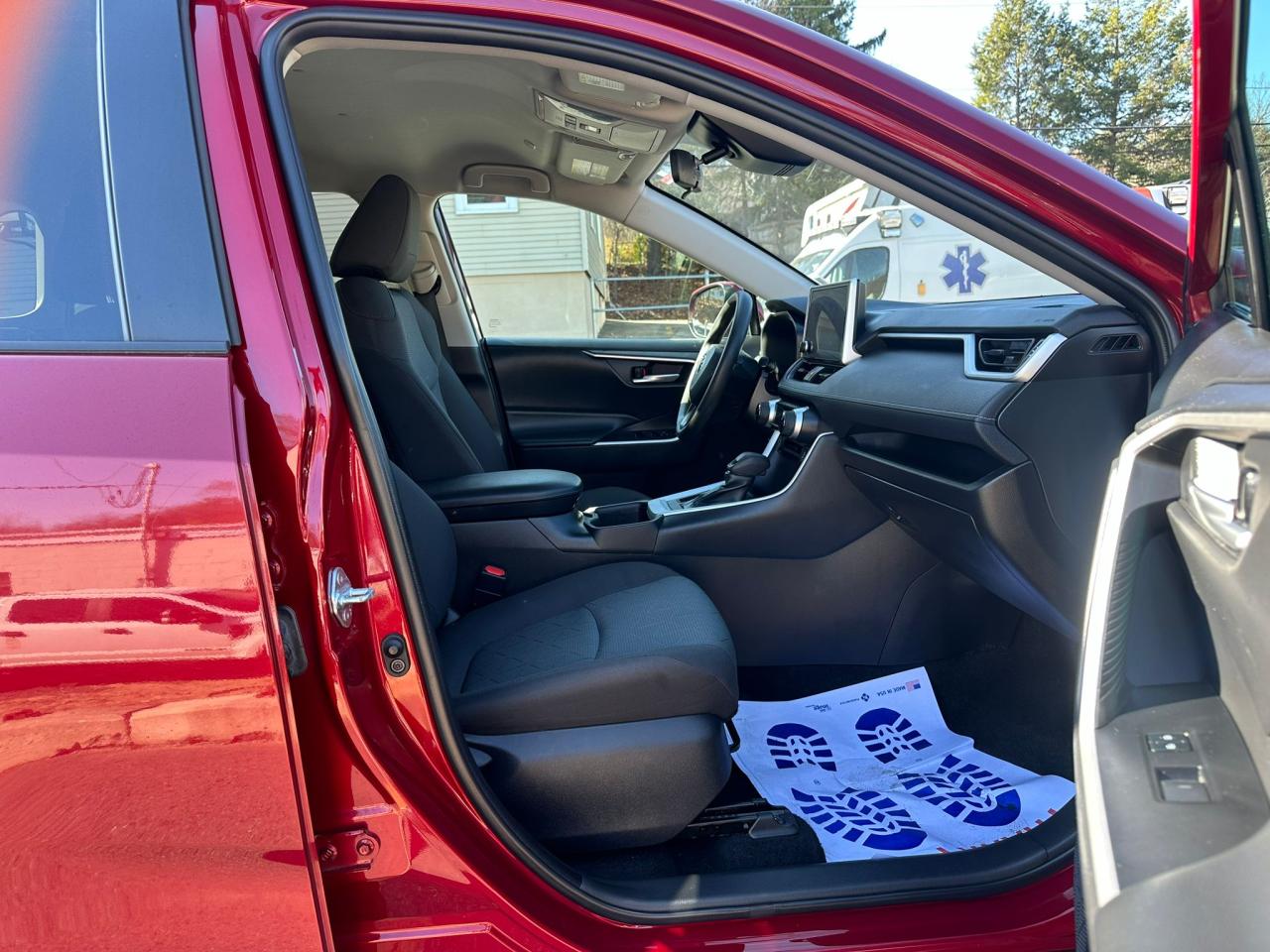 2023 TOYOTA RAV4 XLE VIN:2T3P1RFV4PW374488