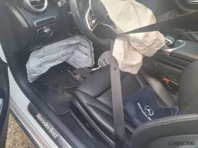 2019 Mercedes-Benz C 220 701KMWDDWF1EB3KR4 VIN:701KMWDDWF1EB3KR4