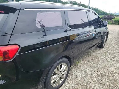 2015 Kia Carnival VIN: