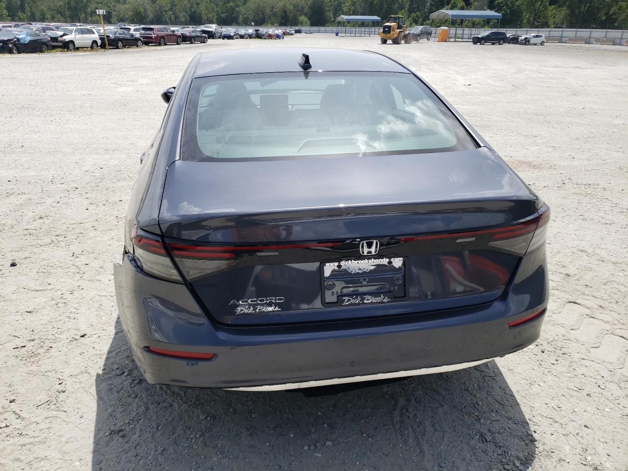 2024 HONDA ACCORD LX VIN:1HGCY1F22RA072654