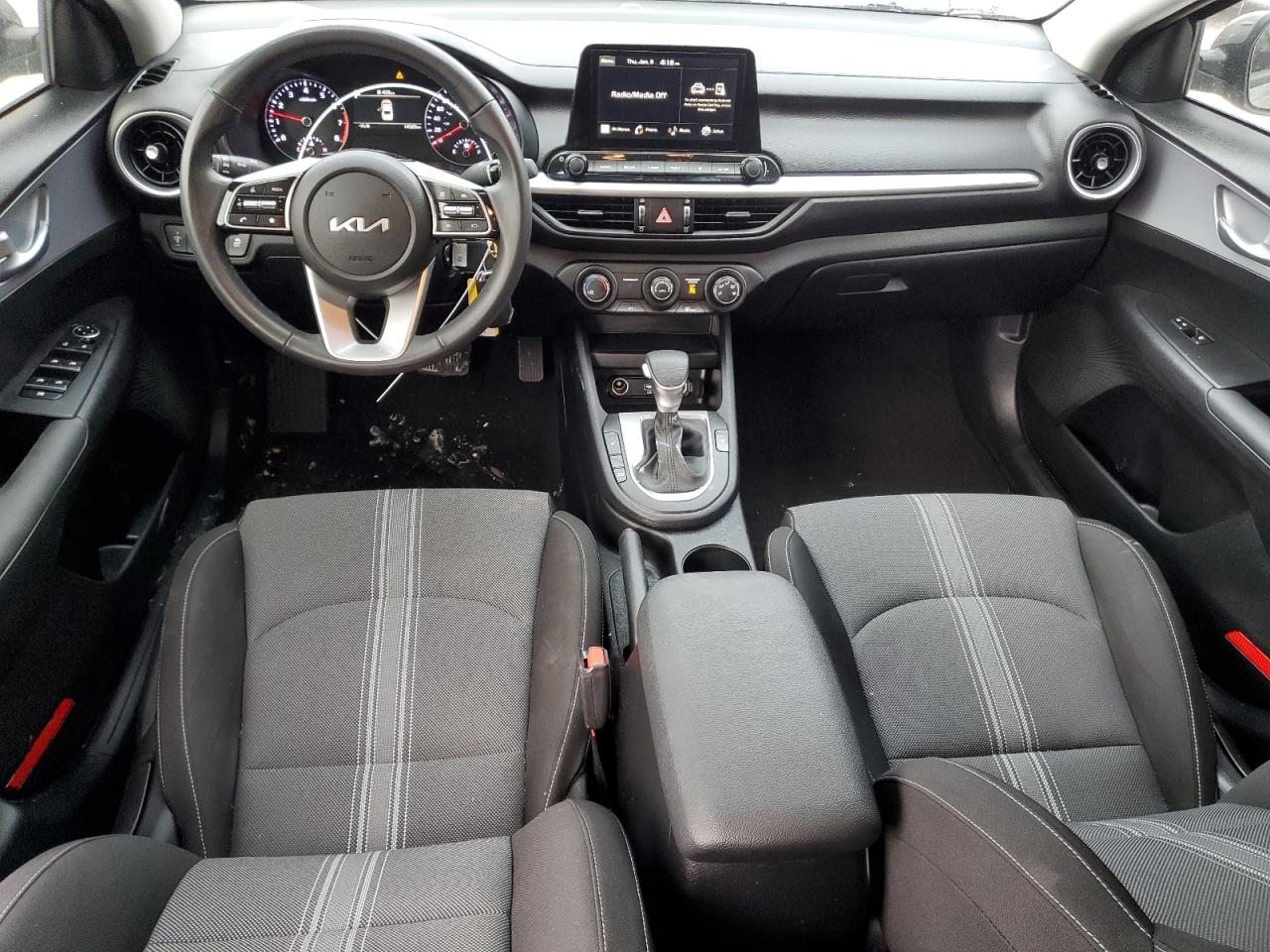 2024 KIA FORTE LX VIN:3KPF24ADXRE768263