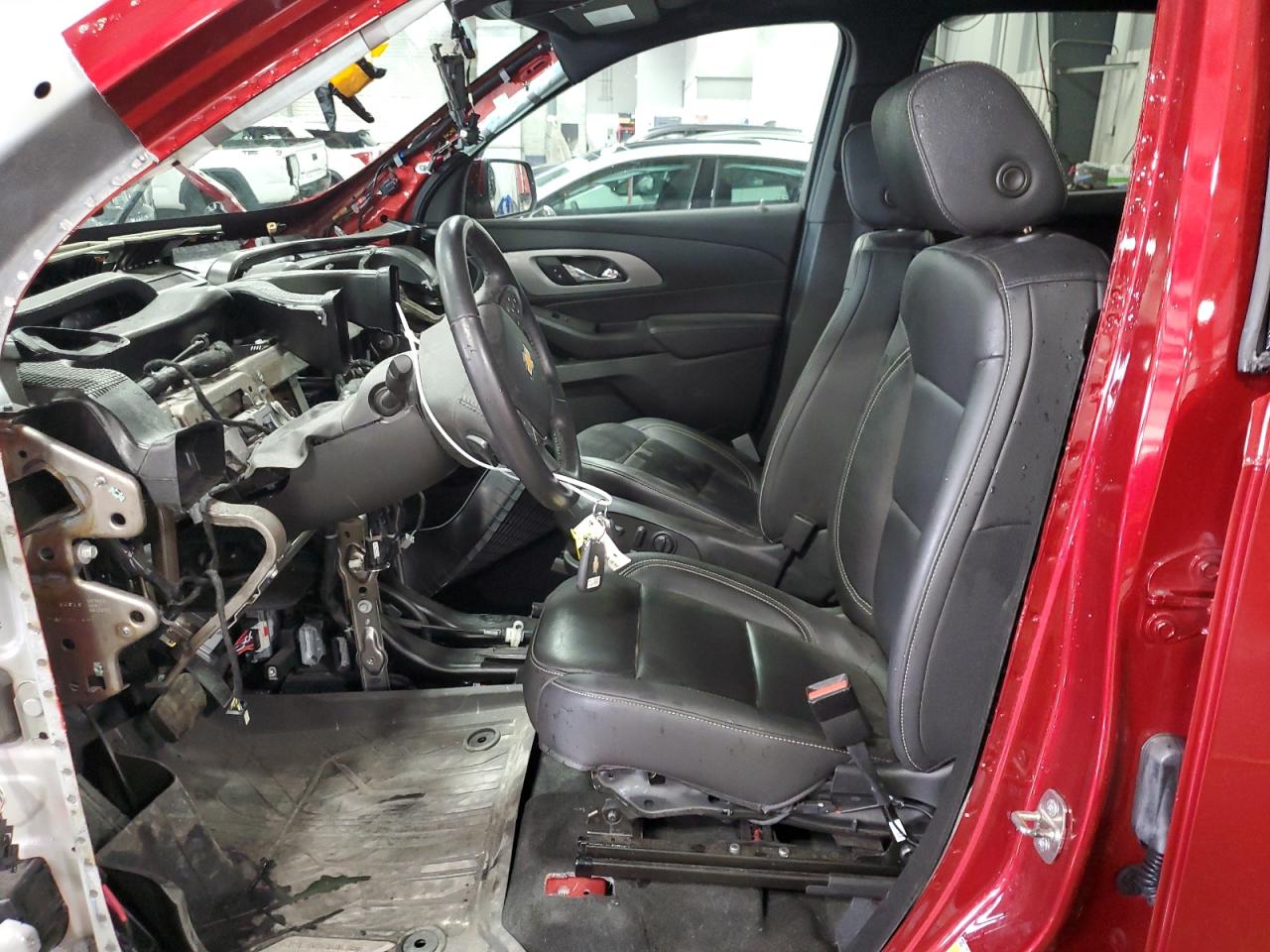 2022 CHEVROLET TRAVERSE LT VIN:1GNEVHKW8NJ138062