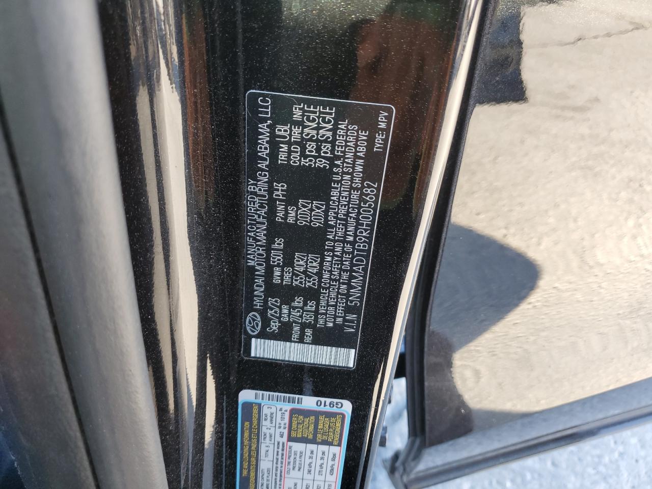 2024 GENESIS GV70 BASE VIN:5NMMADTB9RH005682