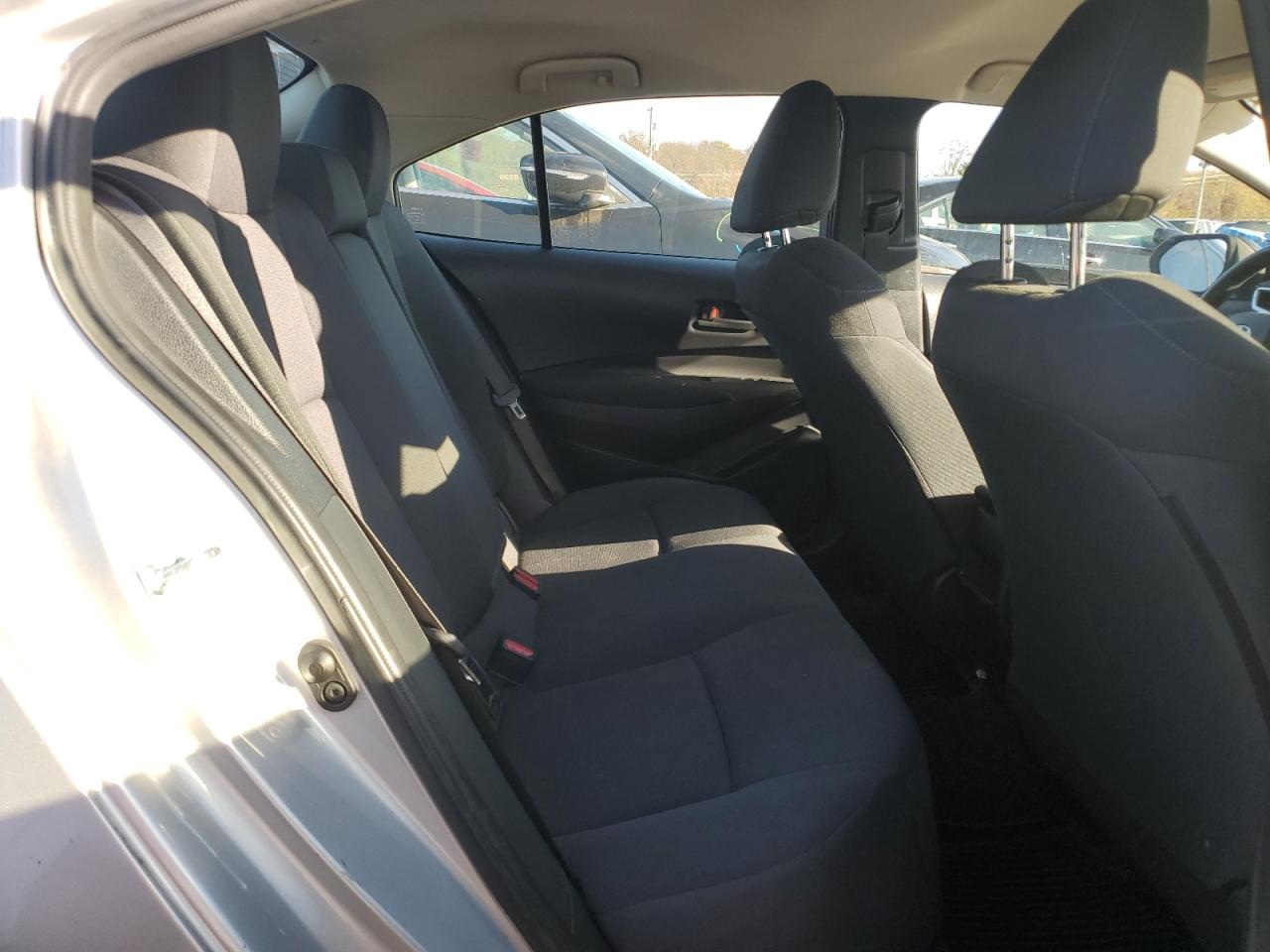 2022 TOYOTA COROLLA LE VIN:JTDEPMAE1N3009539