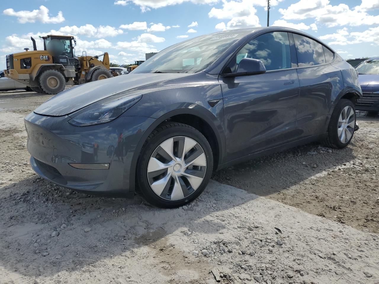 2023 TESLA MODEL Y  VIN:7SAYGDEE3PF865697