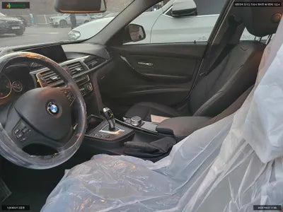 2017 BMW 320 WBA8C510XHA073272 VIN:WBA8C510XHA073272