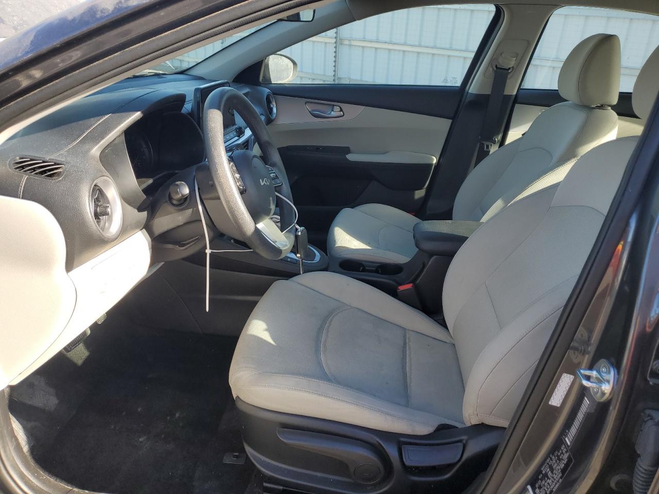 2023 KIA FORTE LX VIN:3KPF24AD6PE609902