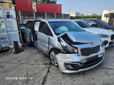 2015 Kia Carnival VIN: