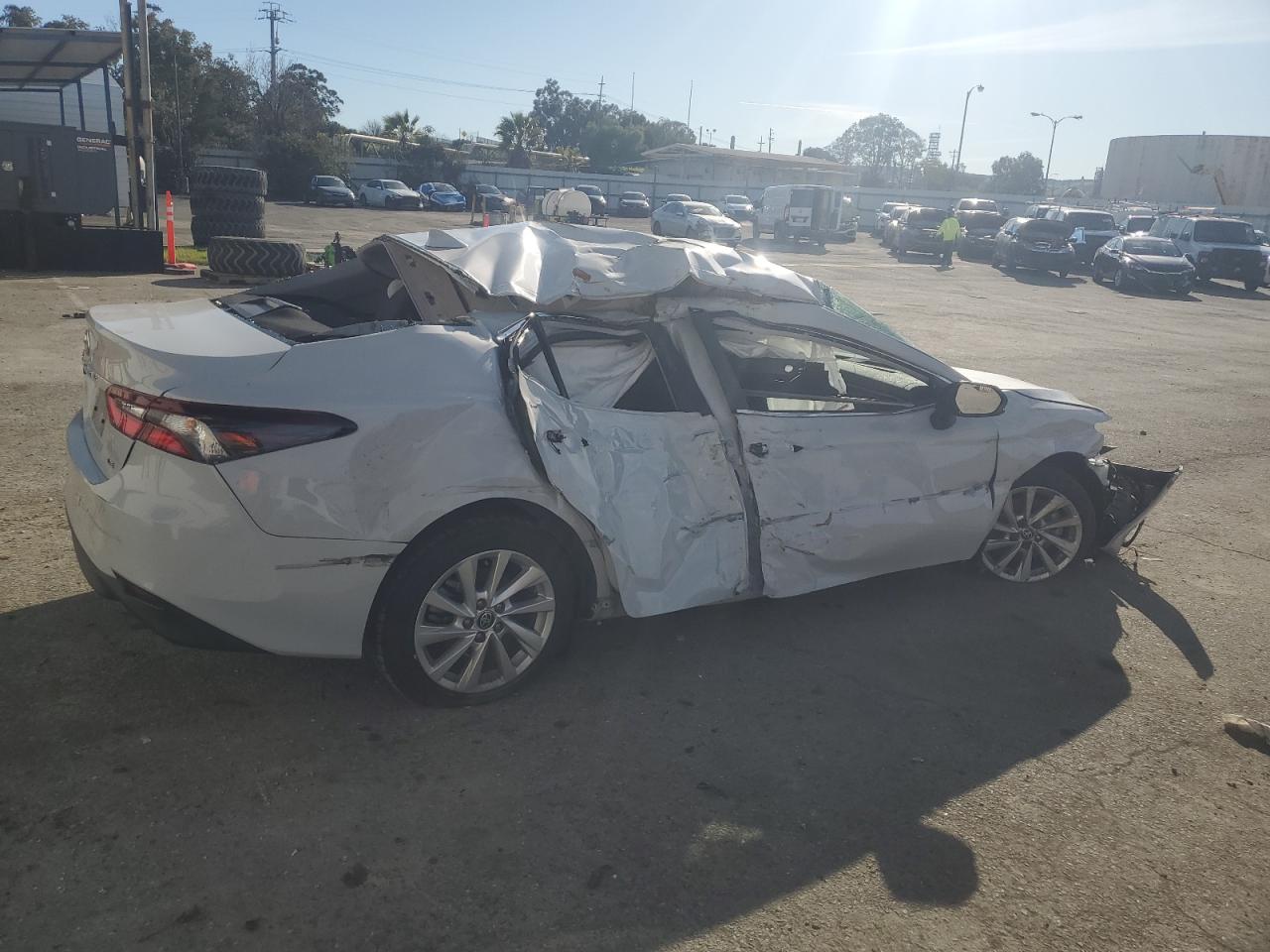 2024 TOYOTA CAMRY LE VIN:4T1C11AKXRU225253