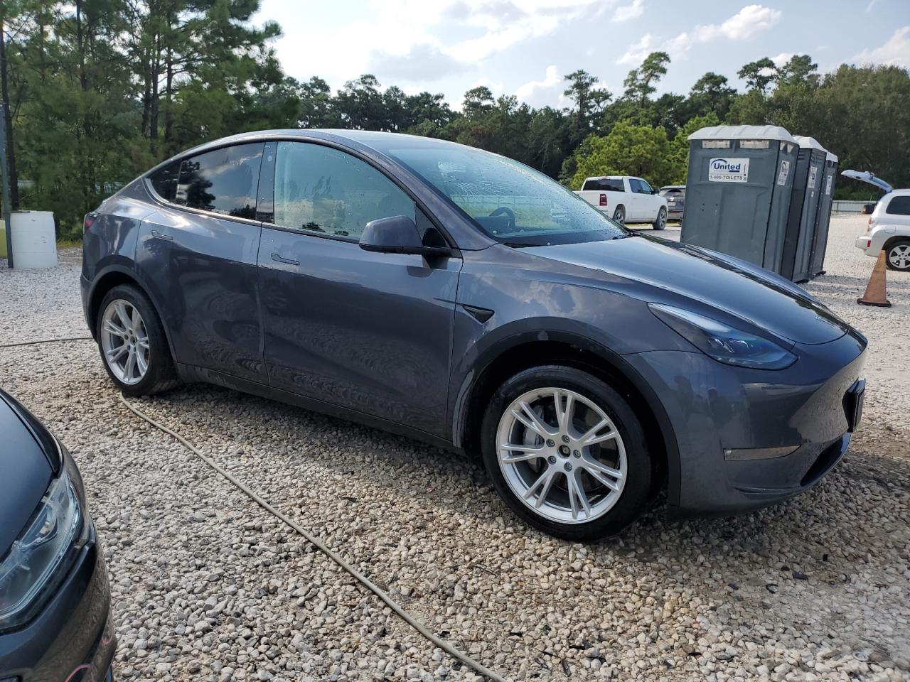 2023 TESLA MODEL Y  VIN:7SAYGDEEXPF767007