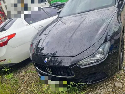 2016 Maserati Ghibli VIN: