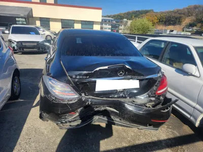 2017 Mercedes-Benz E 220 WDDZF0EB8HA167766 VIN:WDDZF0EB8HA167766