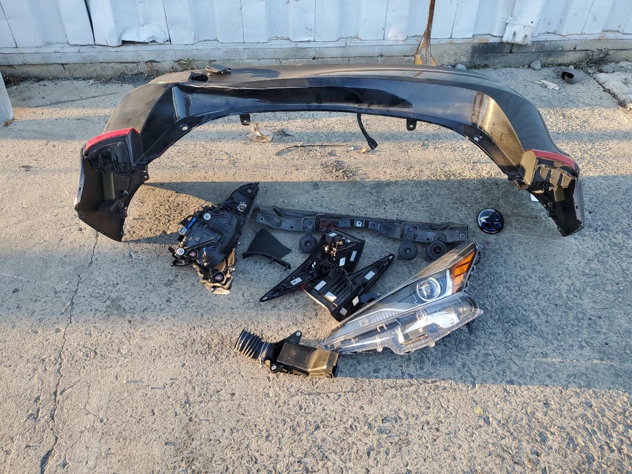 2022 TOYOTA PRIUS LE VIN:JTDL9MFU2N3039330