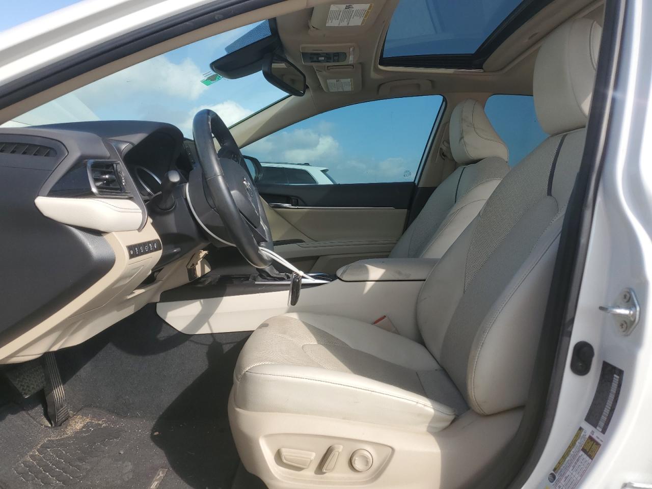 2022 TOYOTA CAMRY XLE VIN:4T1F31AK2NU035870