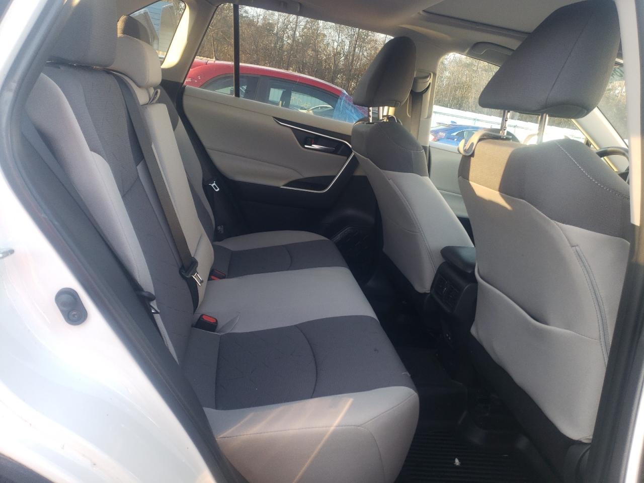 2023 TOYOTA RAV4 XLE VIN:2T3W1RFV7PC214263