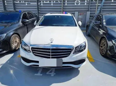 2016 Mercedes-Benz E 220 VIN: