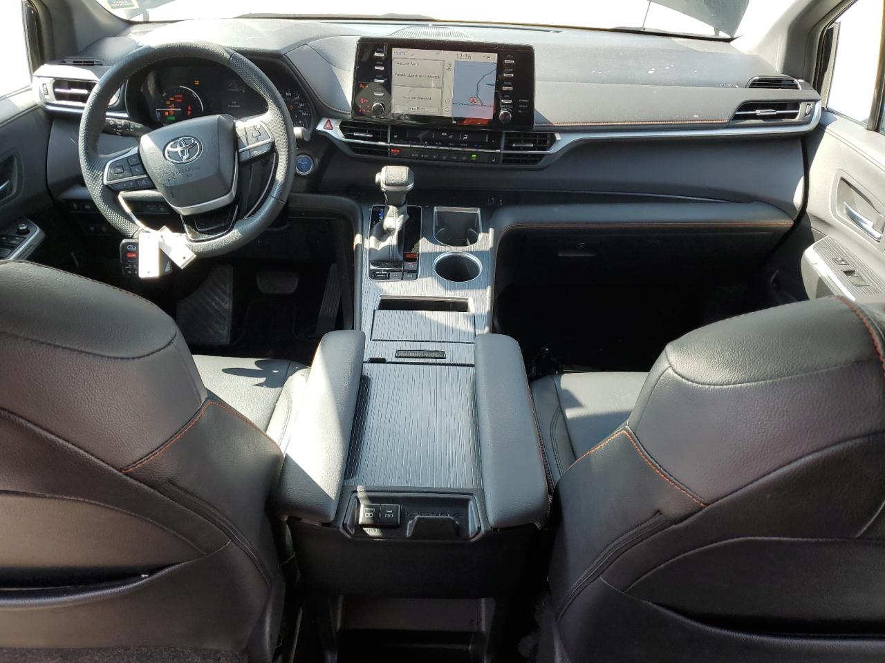 2022 TOYOTA SIENNA XSE VIN:5TDXRKECXNS123991